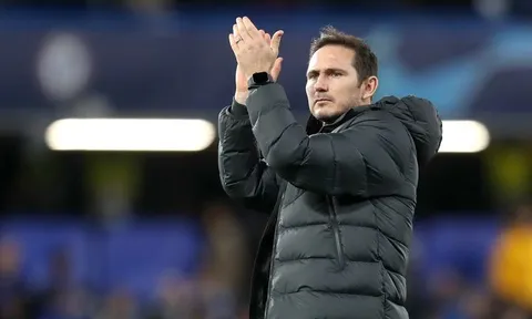 "Brendan Rodgers nổi bật, nhưng Lampard còn ấn tượng hơn"