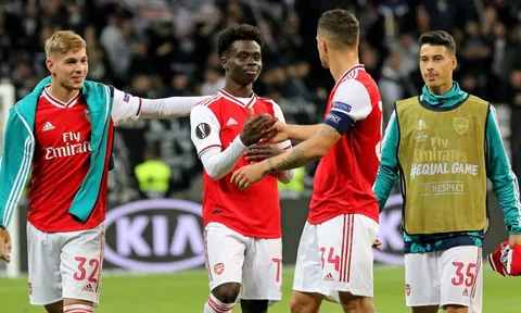 Bukayo Saka đưa ra 2 điều kiện để ký HĐ mới với Arsenal