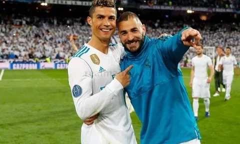 Bừng sáng tại Champions League, Benzema đã thoát khỏi cái bóng của Ronaldo
