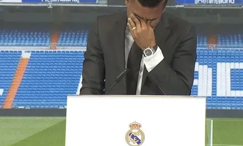 Buổi chia tay đẫm nước mắt của Casemiro