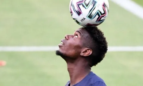 Bước ngoặt tương lai Pogba tại Man Utd xuất hiện