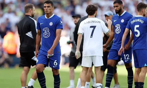 Chelsea được yêu cầu bổ sung gấp 3 vị trí