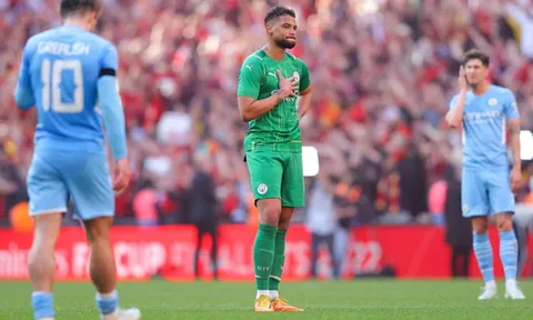 Canh bạc thất bại của Pep Guardiola