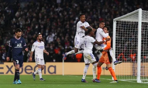 Cách Courtois bắt bài cú sút penalty của Messi