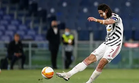 Cách dàn xếp tấn công đỉnh cao của Man Utd trước AS Roma