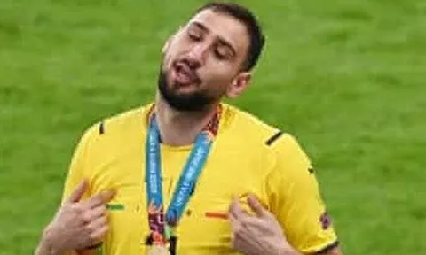 Cản phá quả penalty của Saka, Donnarumma tiết lộ lý do không ăn mừng