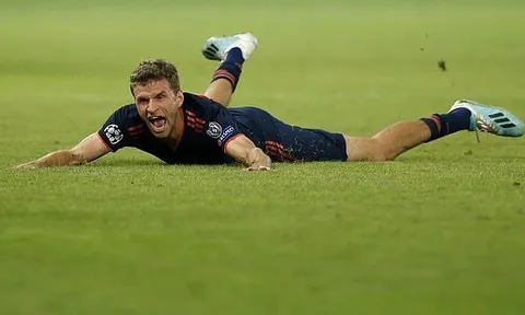 Giám đốc lên tiếng, thương vụ Thomas Muller coi như xong