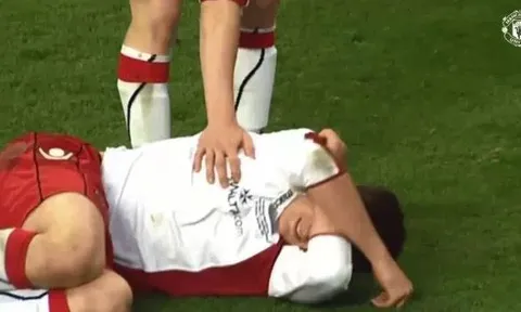 Maguire hé lộ thông điệp "đẳng cấp" của Man Utd từ 8 năm trước