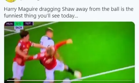 Fan Chelsea: "Mua ngay 'quái vật vòng cấm', giỏi hơn Abraham 100 lần"