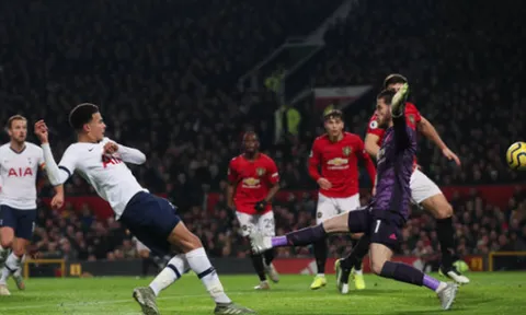 5 điểm nhấn Man Utd 2-1 Tottenham: "Thần tài" của Mourinho; Cặp bài trùng tuyến giữa