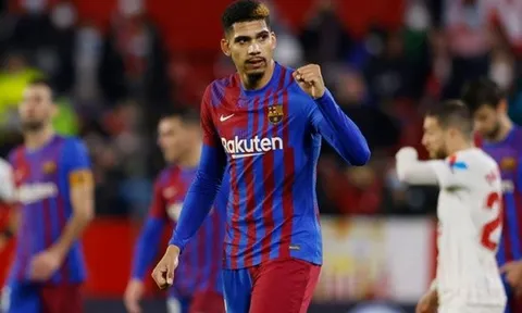 "Carles Puyol" mới sẽ giải quyết bài toán trung vệ cho Chelsea