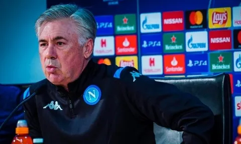 Chủ tịch Napoli phủ nhận việc 'đi đêm' sau lưng Ancelotti