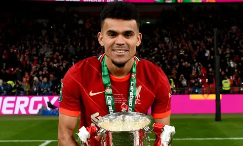 Carragher chỉ ra cầu thủ đang tạo nên khác biệt cho Liverpool
