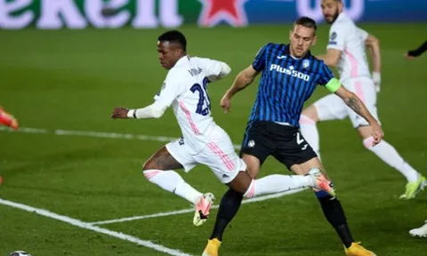 Công nghệ VAR gây tranh cãi trong trận Real - Atalanta