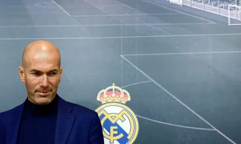 "Cậu ấy giỏi để thay thế Zidane tiếp quản Real..."