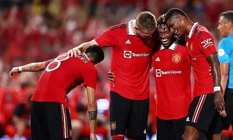 Cầu thủ Man Utd đầu tiên sớm phụ lòng HLV Ten Hag
