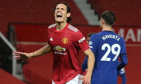 Cavani ra mắt trong màu áo Man Utd, Solskjaer nói thẳng 1 câu