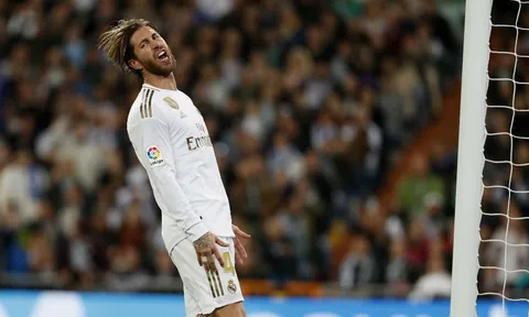 Cay cú sau trận hoà Betis, Ramos nói 1 điều khiến Zidane tự ái