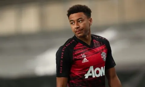 Cậy nhờ Telles, Porto ra sức chiêu mộ người thừa của Man Utd