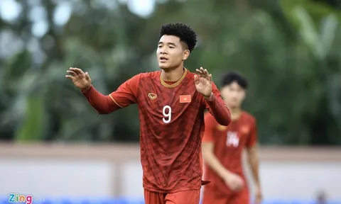Trước Đức Chinh, ai là hung thần gần nhất với ĐT Brunei?
