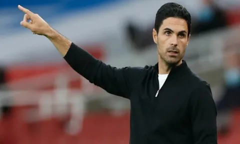 CĐV Arsenal: "Cậu ấy như Sol Campbell vậy; Gần như là trung vệ xuất sắc nhất"