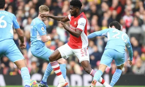 CĐV Arsenal: "Chúng ta có một cỗ máy tuyến giữa"