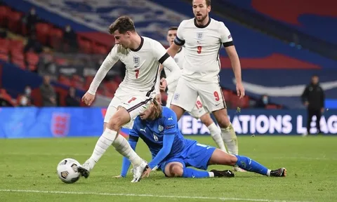 CĐV Chelsea: 'Một số 8 tuyệt vời, Mount mang trên mình di sản của Lampard'