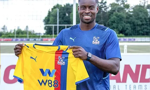 CĐV Chelsea phản đối, muốn đội nhà mua lại trung vệ 21 tuổi