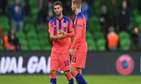 CĐV Chelsea: "Sai lầm; Cậu ấy nên rời CLB trong mùa Hè"