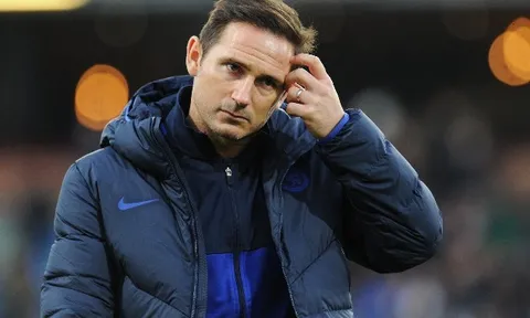 CĐV Chelsea: "Tuyệt vời, hãy để cậu ta ra đi"