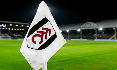 CĐV Fulham tử vong sau trận hòa Blackpool