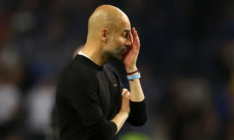 CĐV gọi tên Solskjaer sau hành động khó tin của Pep Guardiola