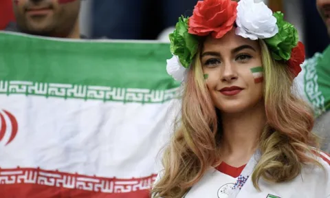 CĐV Iran bị ném đá đến chết nếu 'tình một đêm' ở World Cup 2022