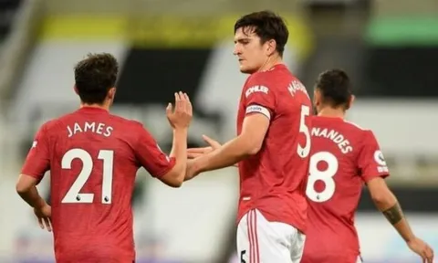 CĐV Man Utd phản ứng bất ngờ sau "thiết đầu công" của Harry Maguire