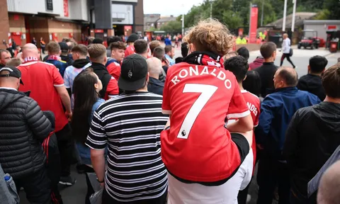 Hình ảnh choáng ngợp của Ronaldo tại SVĐ Old Trafford