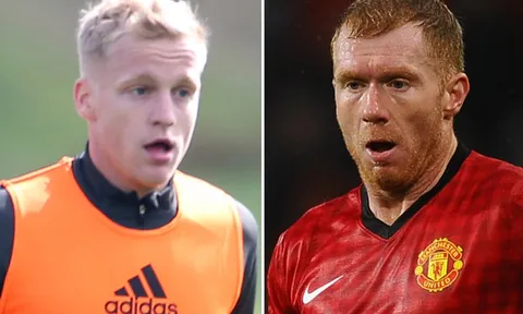 CĐV M.U: 'Tôi cười sặc khi Van der Sar so sánh Van de Beek với huyền thoại đó'