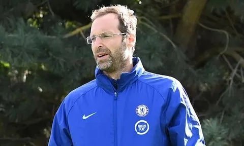 CHÍNH THỨC: Nội bộ Chelsea sinh biến, đến lượt Petr Cech
