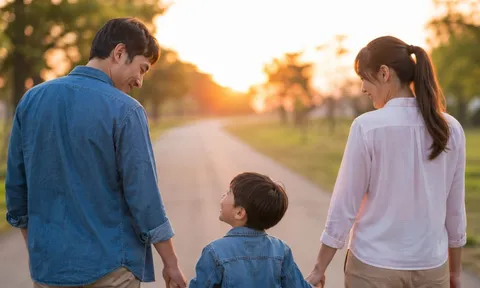  Cha mẹ càng “tiết chế” 3 điều này, con cái càng sớm tự lập, lớn lên biết nghĩ và hiếu thảo hơn