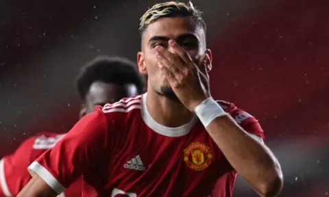 Chấm điểm Man Utd: Hai điểm 8 cho những tuyệt phẩm