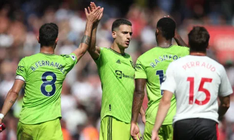 Chấm điểm Man Utd: Một điểm 8; Một điểm 4