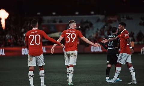 Chấm điểm Man Utd: Sancho 'nở hoa'; Zidane ảo diệu