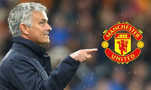 Chày cối đến cùng, Mourinho phanh phui chuyện xấu hổ của Man Utd