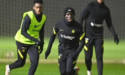 Chelsea chào đón 2 trụ cột trở lại tập luyện, sẵn sàng chiến Spurs