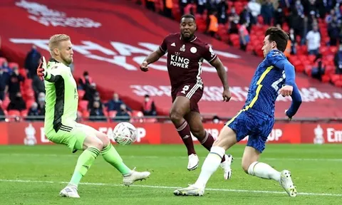 Chelsea coi chừng: Nguy cơ OUT top 4, mất luôn Champions League