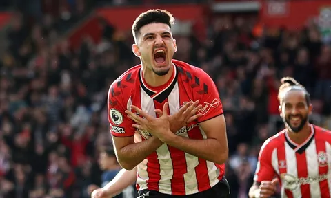 Sau tất cả, kỷ lục gia Southampton cũng sẽ phải rời Chelsea?