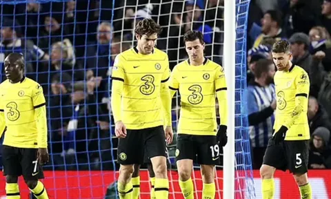 Chelsea đối mặt với 4 vấn đề lớn
