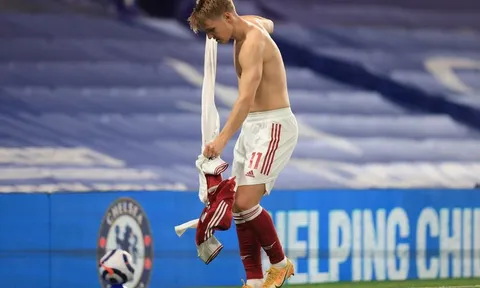 Chelsea gây chiến với Arsenal vì số 10 toàn năng