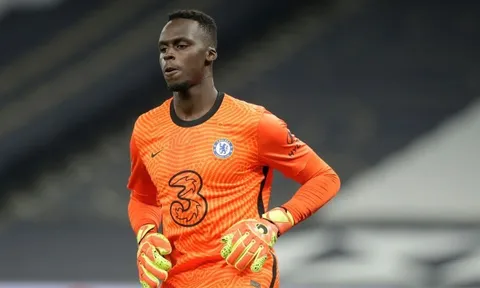 Chelsea giữ sạch lưới 4 trận, đồng đội lập tức ra “yêu sách” với Edouard Mendy