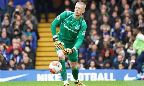 Chelsea gục ngã trước Everton, David James khen ngợi 1 cái tên