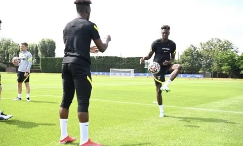 Chelsea hội quân, vỏn vẹn 3 cầu thủ có mặt